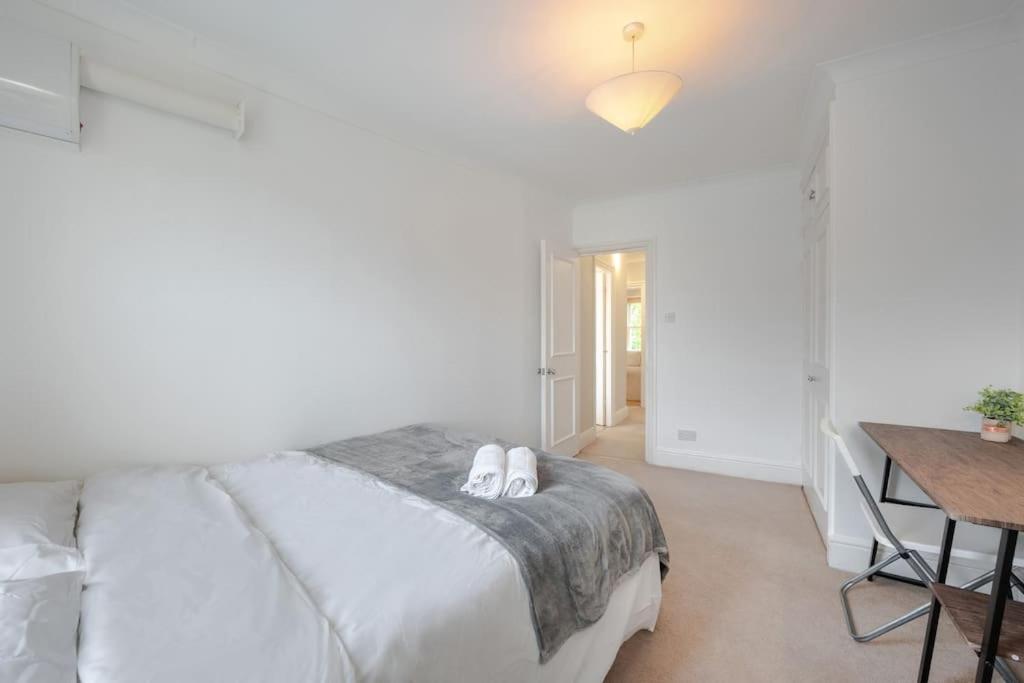 Cosy 2 Bed In Kensington Olympia Apartment London Exterior photo